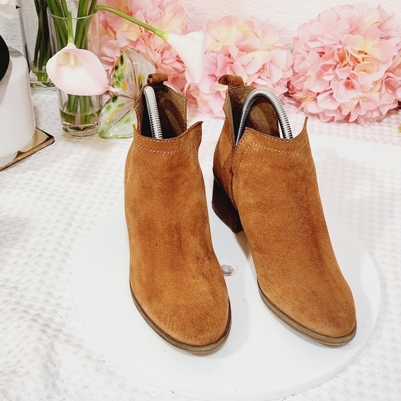 COCONUTS By Matisse Caruso Brown Suede Leather Boots Size 7.5M - Picture 6 of 9